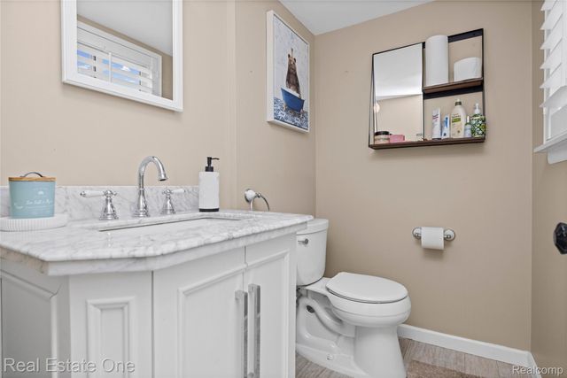 14061 Woodside Street, Livonia, MI 48154