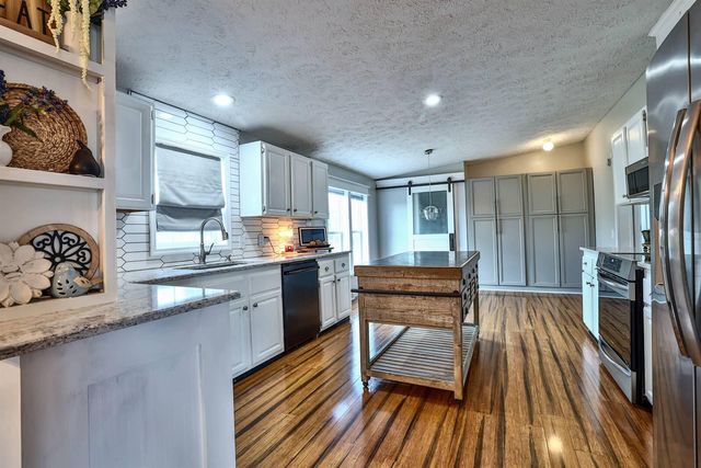 929 Fisher Road, Foster, KY 41043