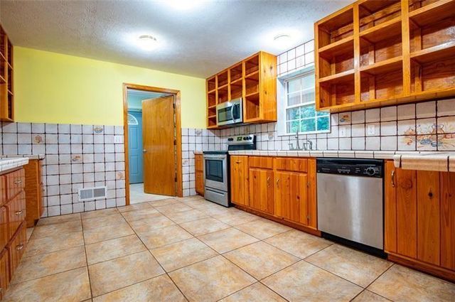 360 Parr Farm Road, Covington, GA 30016