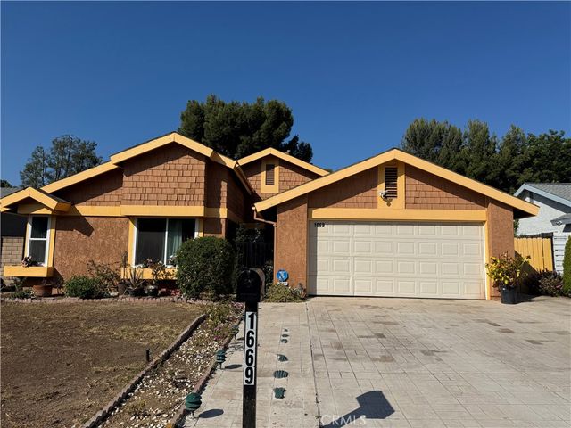 1669 W Phillips Drive, Pomona, CA 91766