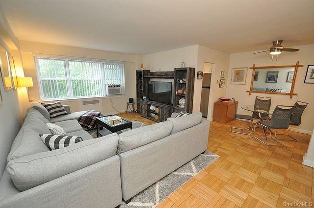 235 Garth Road A5B, Scarsdale, NY 10583
