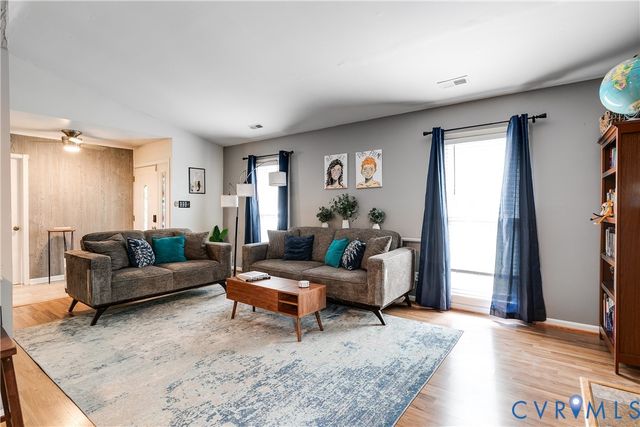 5702 Linda Rd, Sandston, VA 23150