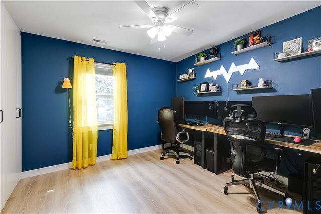5702 Linda Rd, Sandston, VA 23150