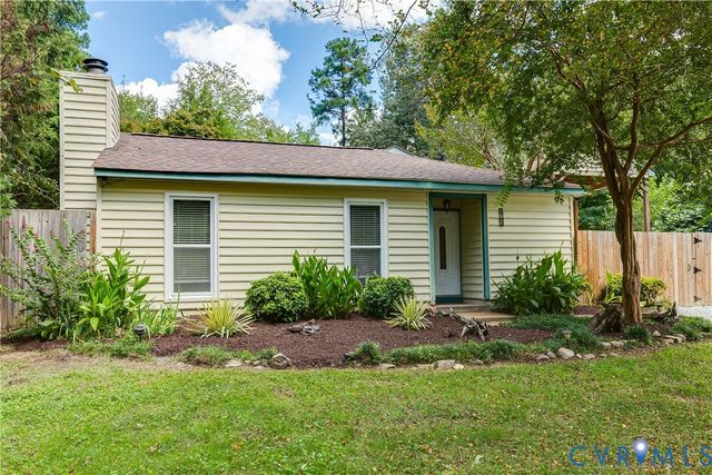 5702 Linda Rd, Sandston, VA 23150