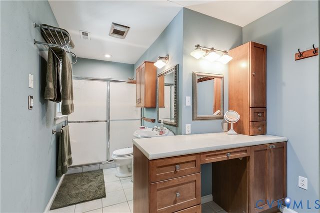 5702 Linda Rd, Sandston, VA 23150