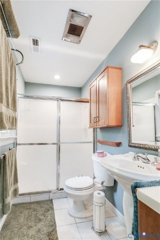 5702 Linda Rd, Sandston, VA 23150