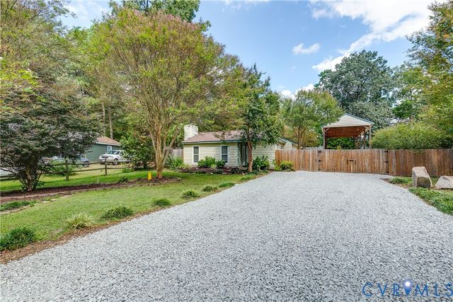5702 Linda Rd, Sandston, VA 23150