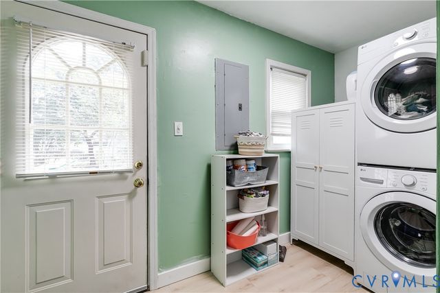 5702 Linda Rd, Sandston, VA 23150