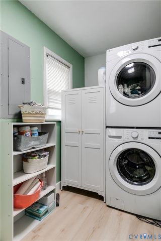 5702 Linda Rd, Sandston, VA 23150