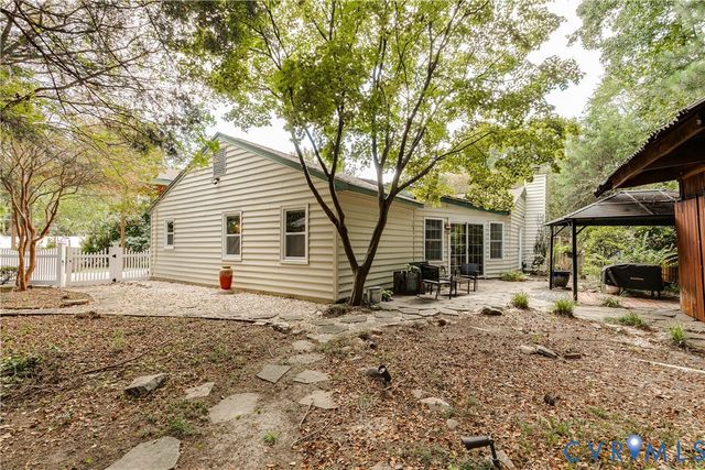 5702 Linda Rd, Sandston, VA 23150