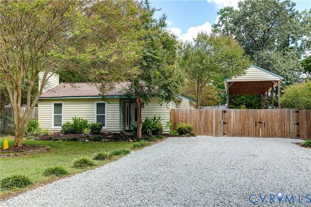 5702 Linda Rd, Sandston, VA 23150