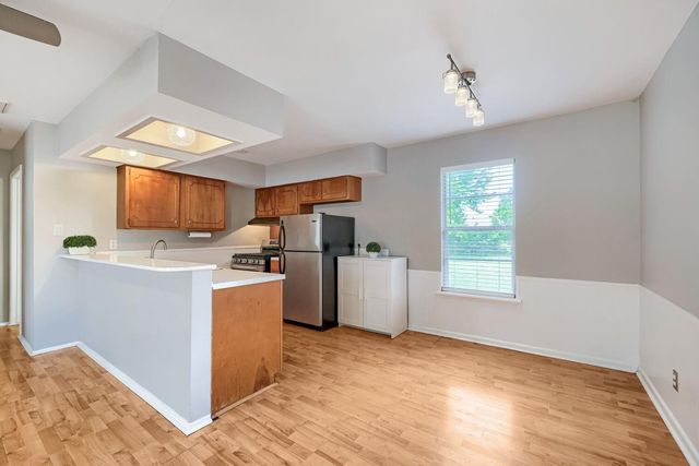 8308 Hathaway DR, Austin, TX 78757
