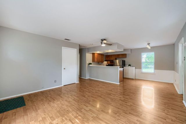 8308 Hathaway DR, Austin, TX 78757