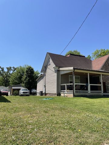 1510 E 16th St, Chattanooga, TN 37404