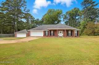 301 Belvedere Drive, Pearl, MS 39208