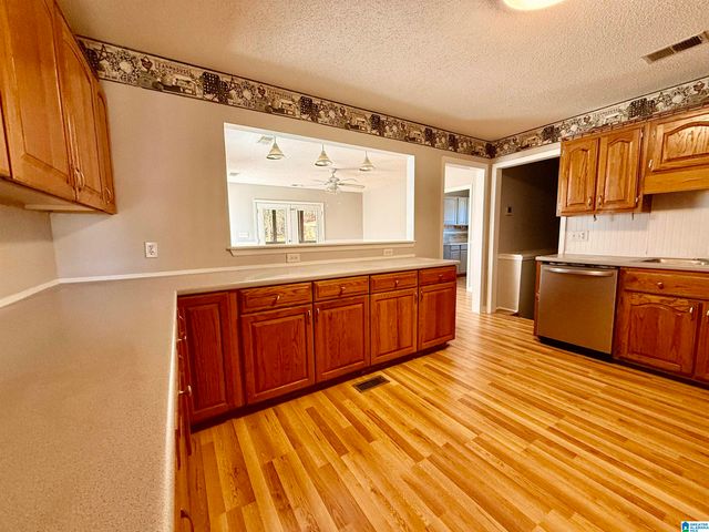 190 CRAWFORD DRIVE, Springville, AL 35146