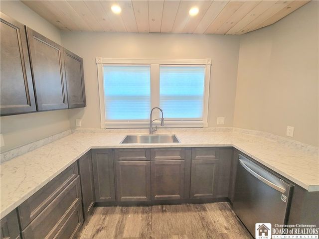 26 Hess Street, Jamestown, NY 14701