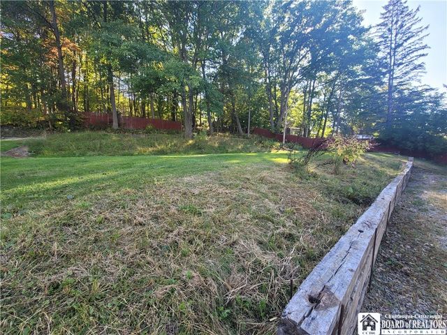 26 Hess Street, Jamestown, NY 14701