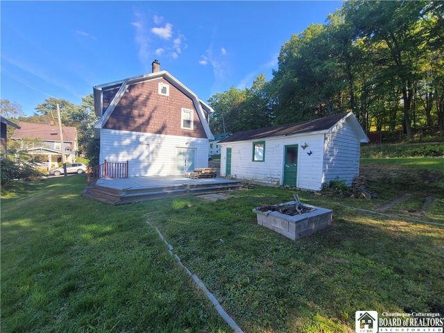 26 Hess Street, Jamestown, NY 14701
