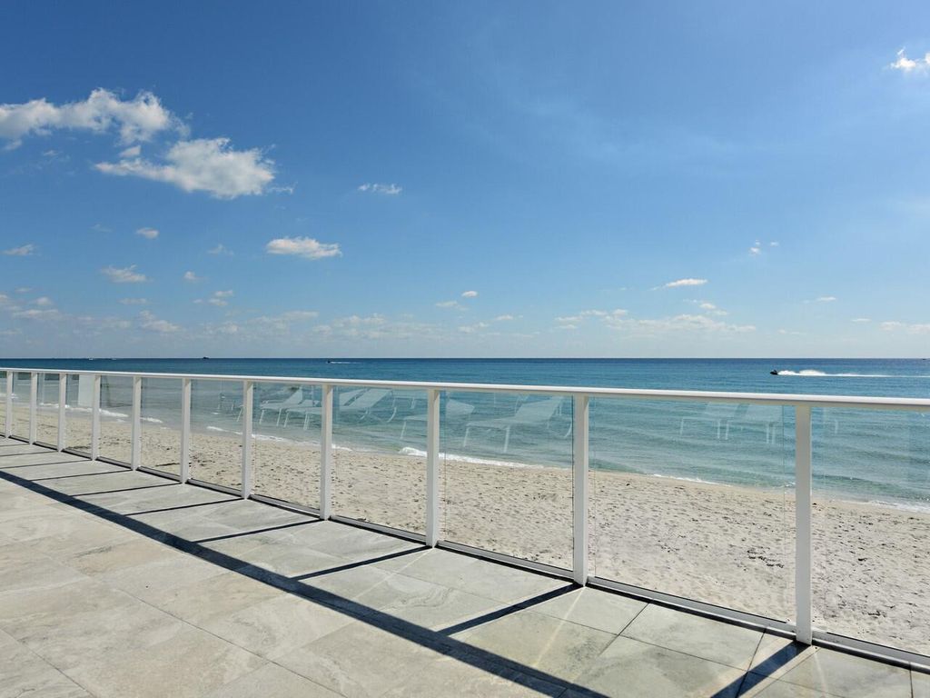 Image 22 of property listing at 3450 S Ocean Boulevard 602, Palm Beach, FL 33480