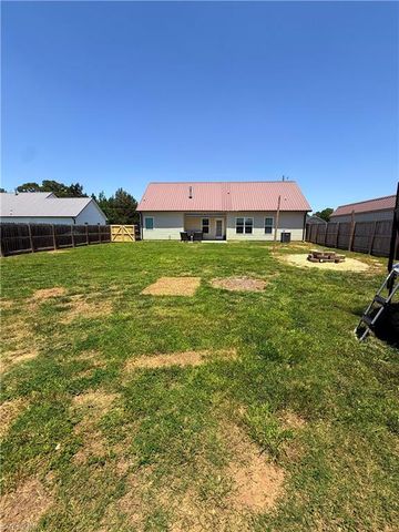 1906 Tall Pines Road, Lexington, NC 27295