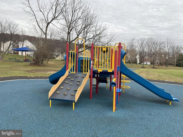 18 MADISON WAY, Downingtown, PA 19335