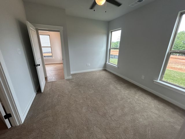105 Florence Cove, Burns, TN 37029