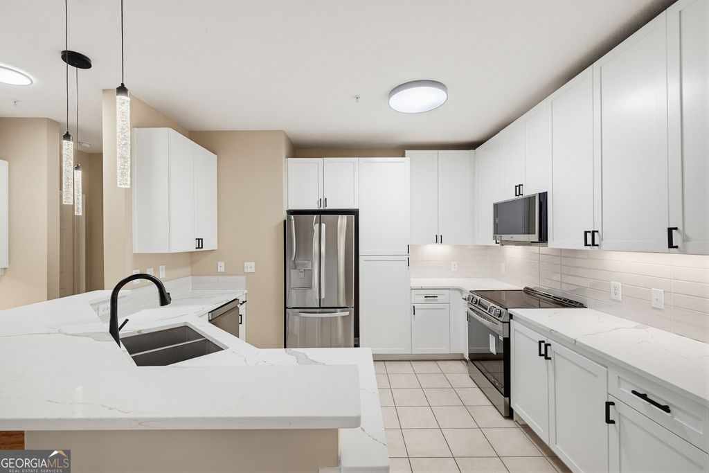 400 NW 17th Street 2322, Atlanta, GA 30363