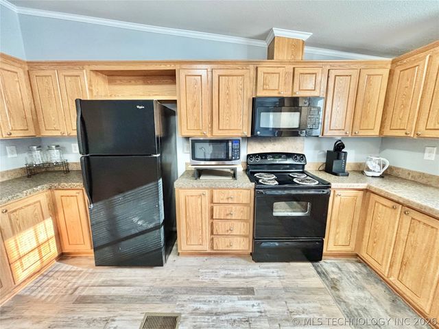 1176 Stephens Road, Eufaula, OK 74432