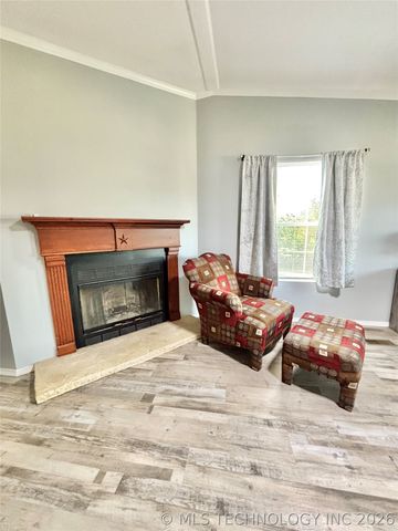 1176 Stephens Road, Eufaula, OK 74432