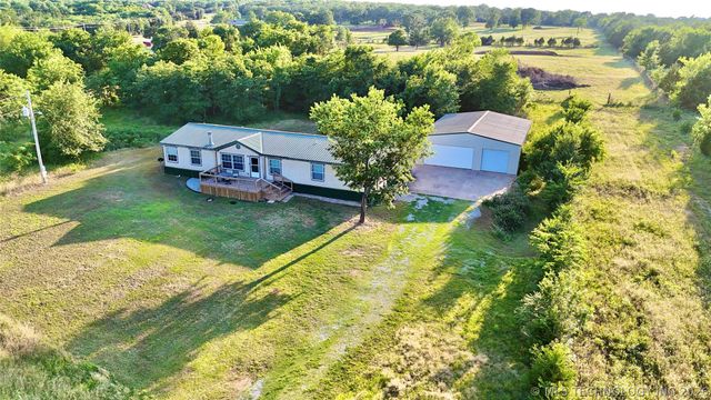 1176 Stephens Road, Eufaula, OK 74432