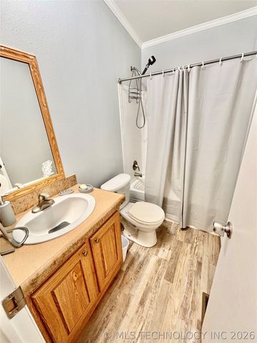 1176 Stephens Road, Eufaula, OK 74432
