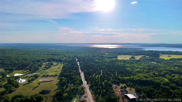 1176 Stephens Road, Eufaula, OK 74432