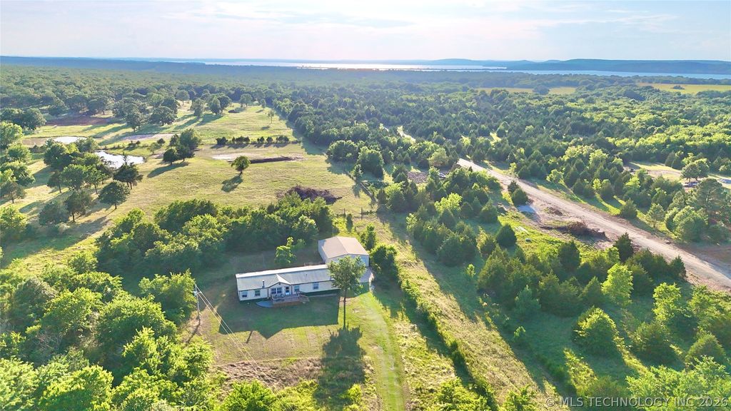 1176 Stephens Road, Eufaula, OK 74432