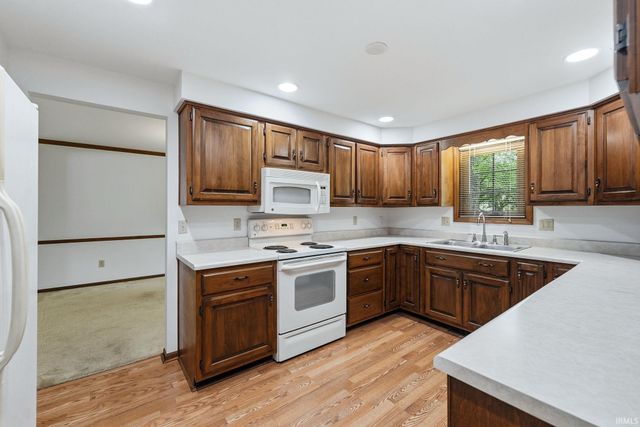 4224 Live Oak Boulevard, Fort Wayne, IN 46804