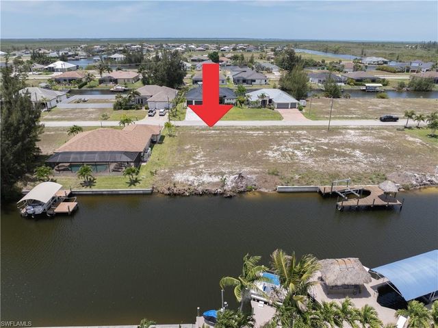 1637 NW 39th AVE, Cape Coral, FL 33993