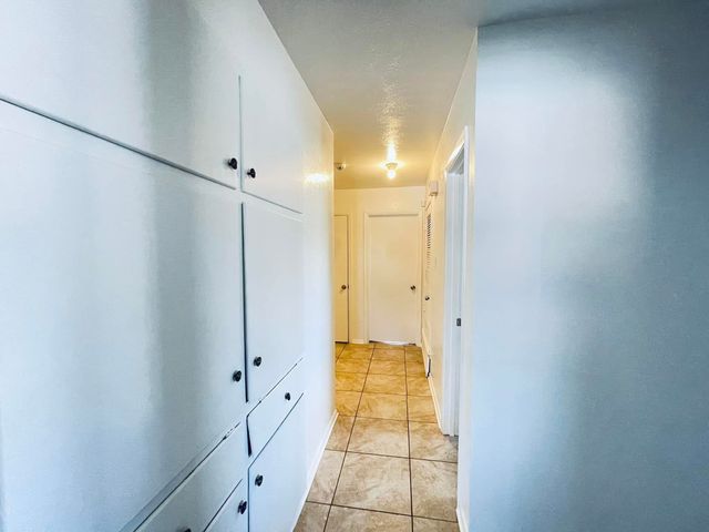 1701 Warren Lane, Fort Worth, TX 76112