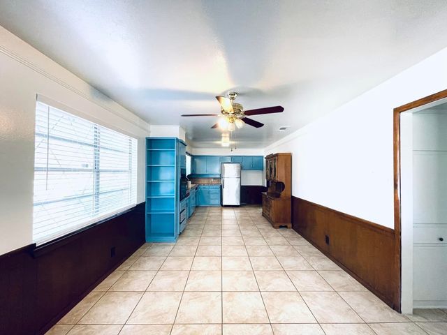 1701 Warren Lane, Fort Worth, TX 76112