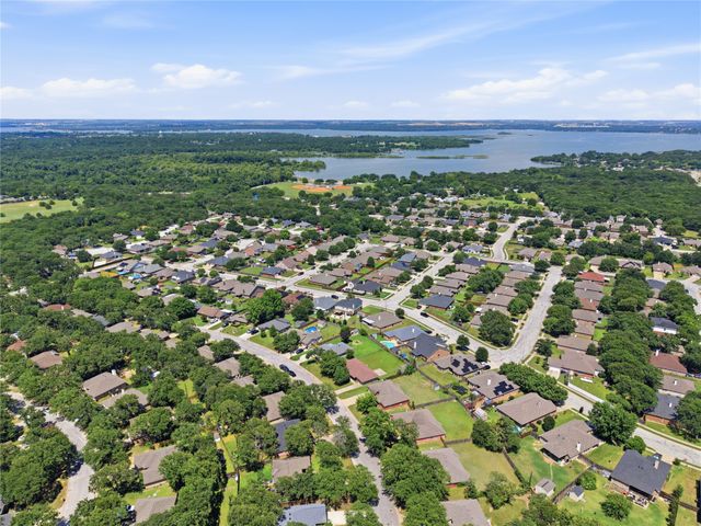 508 Kriston Drive, Azle, TX 76020