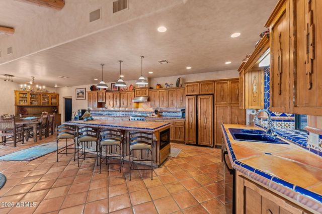 2160 N VULTURE MINE Road, Wickenburg, AZ 85390