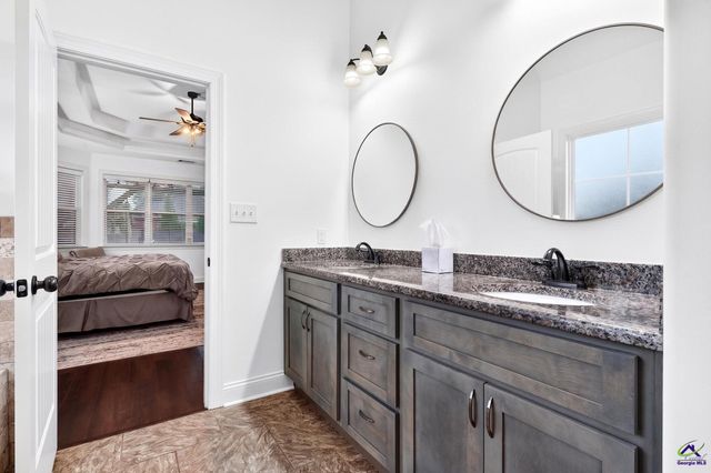 103 Rawlins Point, Perry, GA 31069