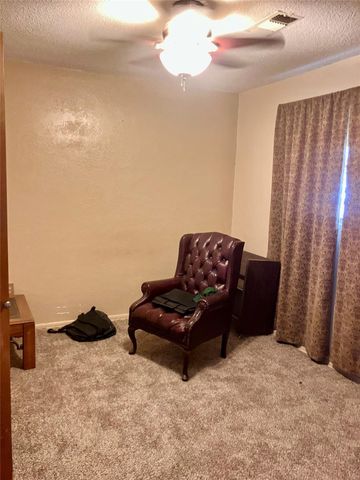 1313 N Noble Road, Texas City, TX 77591