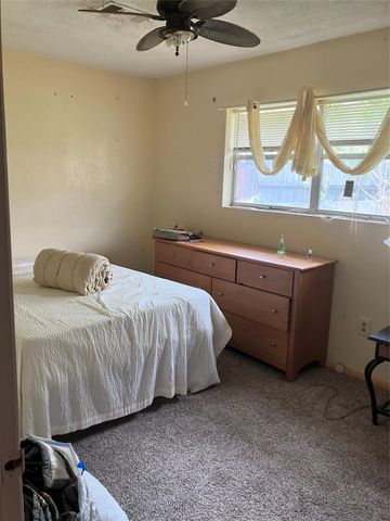 1313 N Noble Road, Texas City, TX 77591