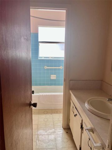 1313 N Noble Road, Texas City, TX 77591