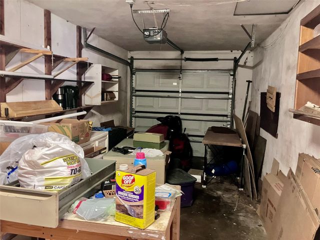 1313 N Noble Road, Texas City, TX 77591