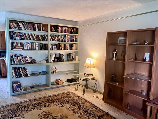 1313 N Noble Road, Texas City, TX 77591