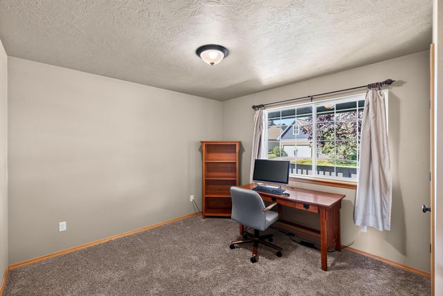5317 S Myrtle Ln, Spokane, WA 99223
