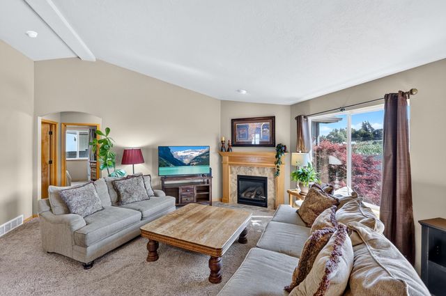 5317 S Myrtle Ln, Spokane, WA 99223