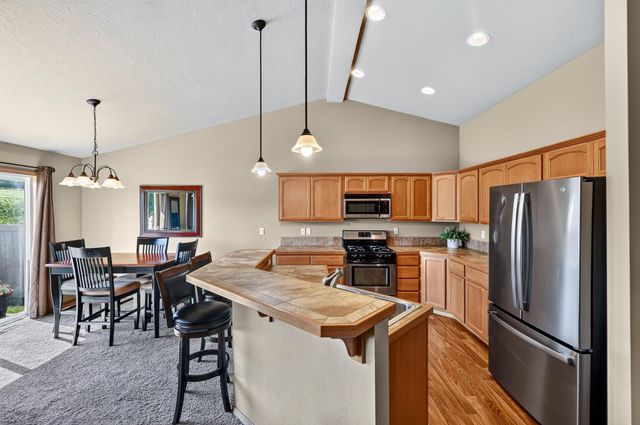 5317 S Myrtle Ln, Spokane, WA 99223