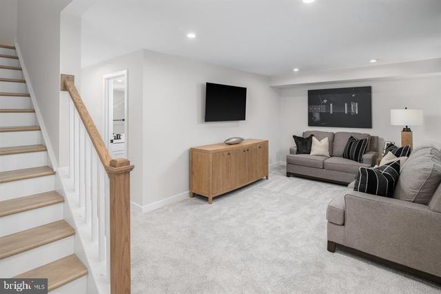 56 RAIL YARD DR, Enola, PA 17025